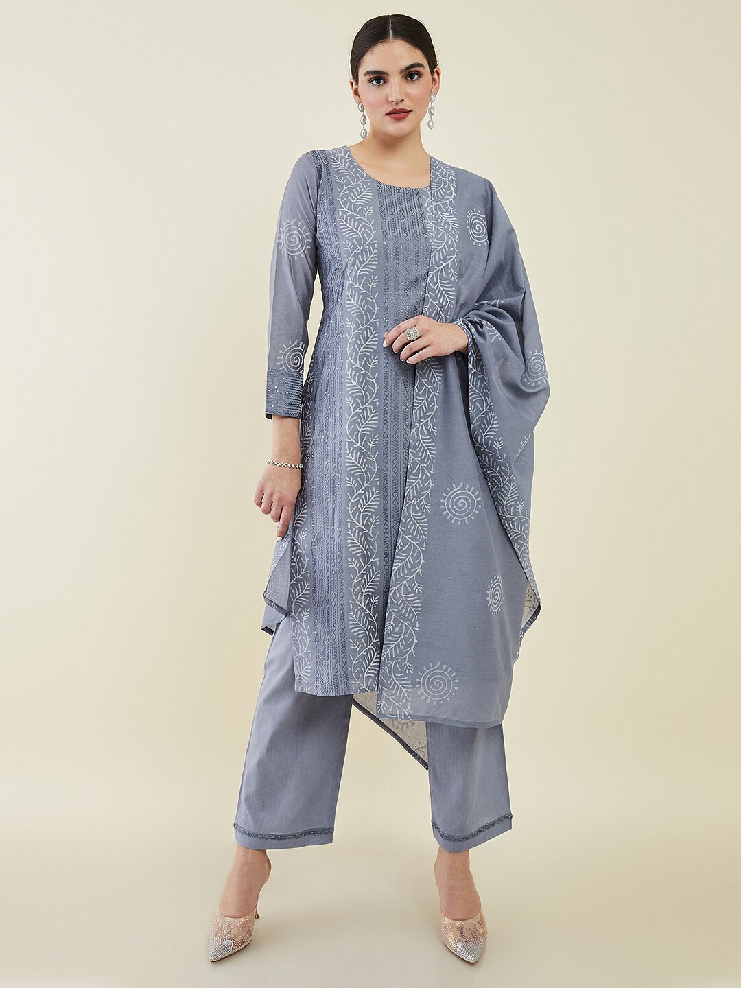 

Soch Printed Unstitched Dress Material, Grey