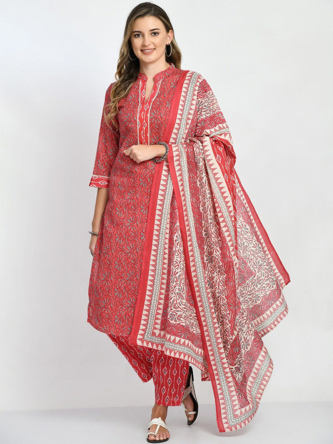 

Akshatani Ethnic Motifs Printed Pure Cotton Kurta with Trousers & Dupatta, Magenta