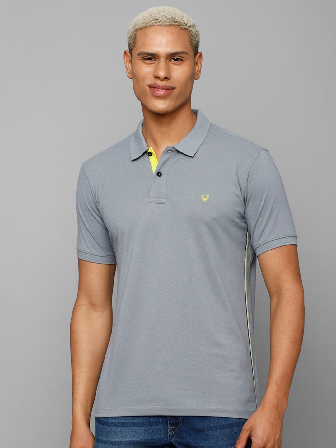 

Allen Solly Sport Men Grey Polo Collar Applique T-shirt