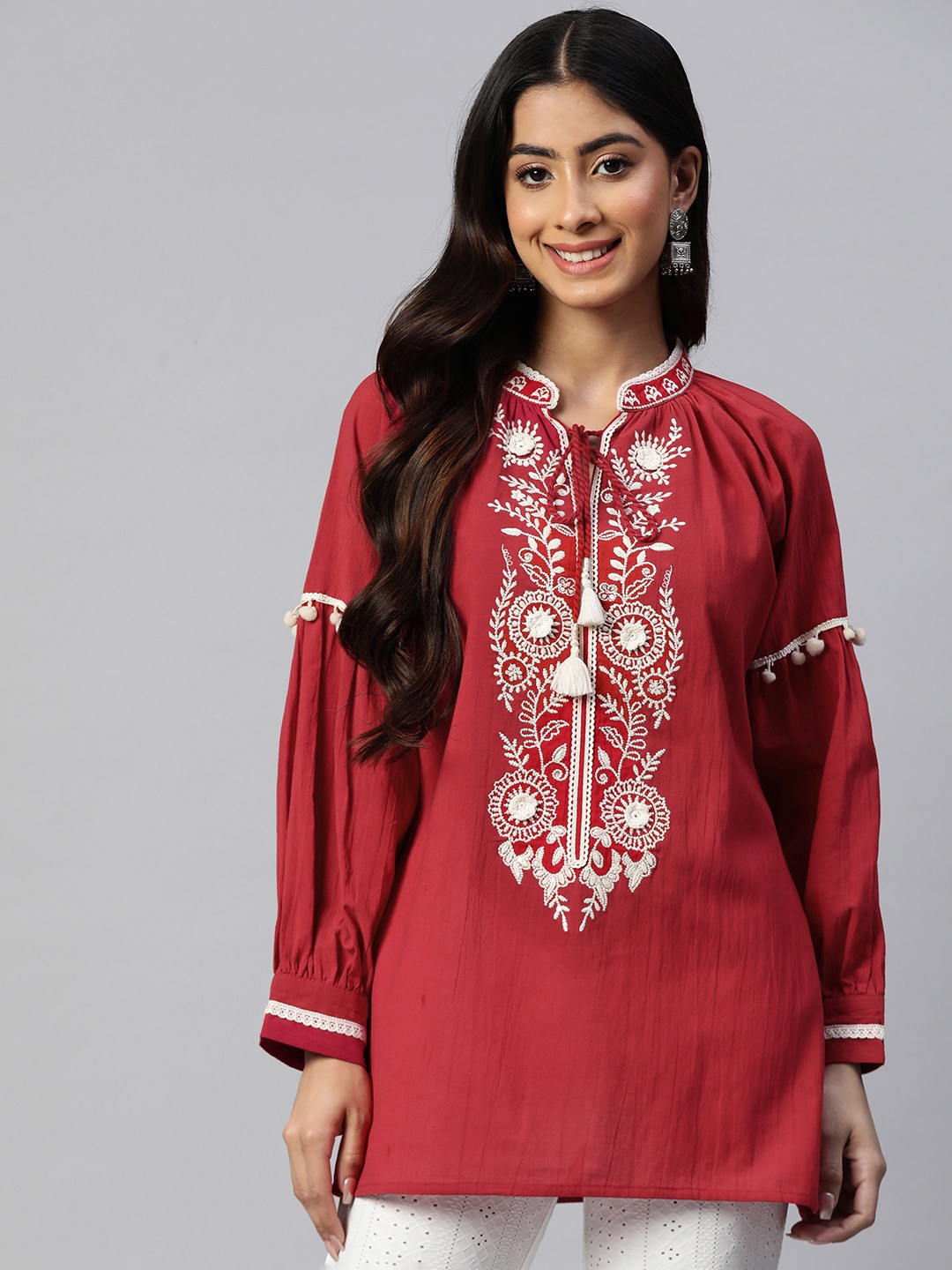 

Nayam By Lakshita Mandarin Collar Puff Sleeves Embroidered Tunic, Red