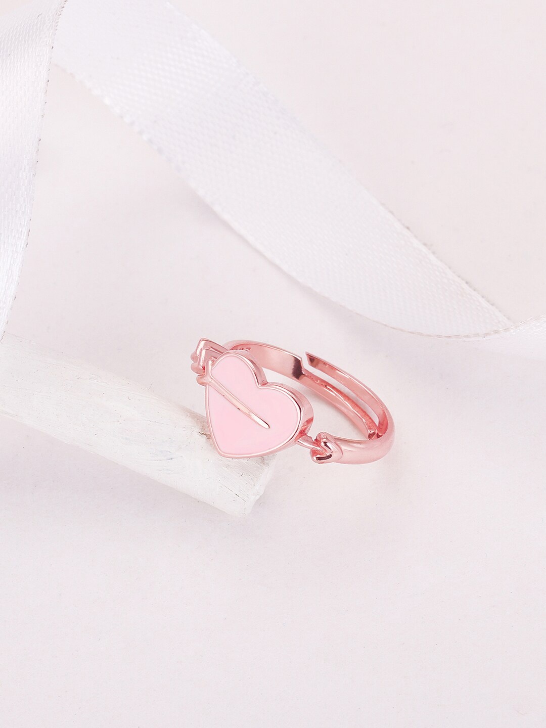 

GIVA 925 Sterling Silver Rose Gold-Plated & Studded With Rapture-Charm Finger Ring