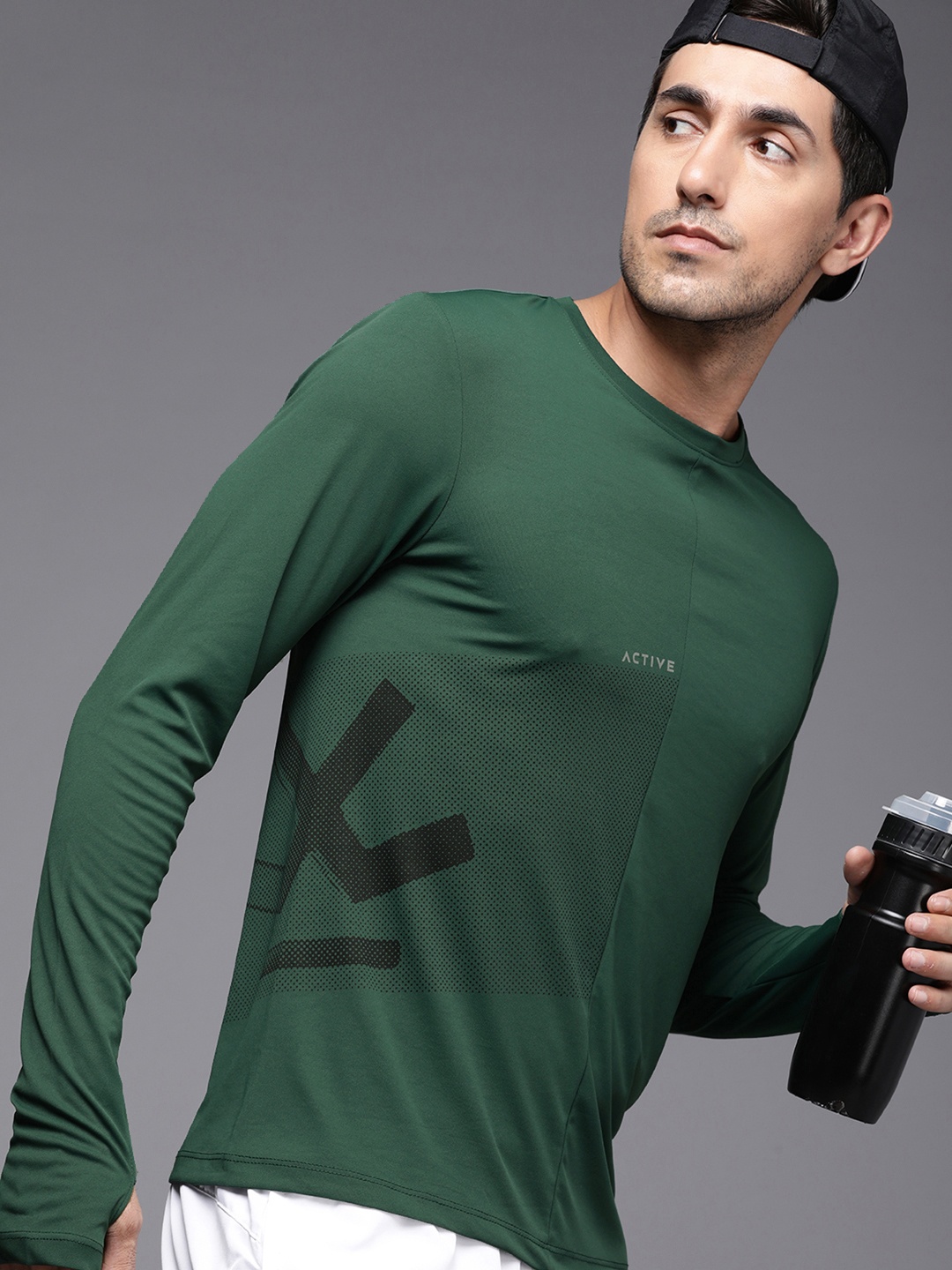 

WROGN ACTIVE Men Dry Pro Brand Logo Printed Slim Fit Sports T-shirt, Green