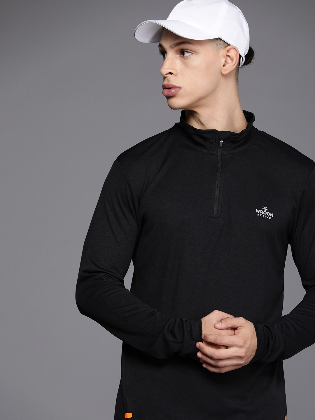 

WROGN ACTIVE Men High Neck Long Sleeves Sports T-shirt, Black