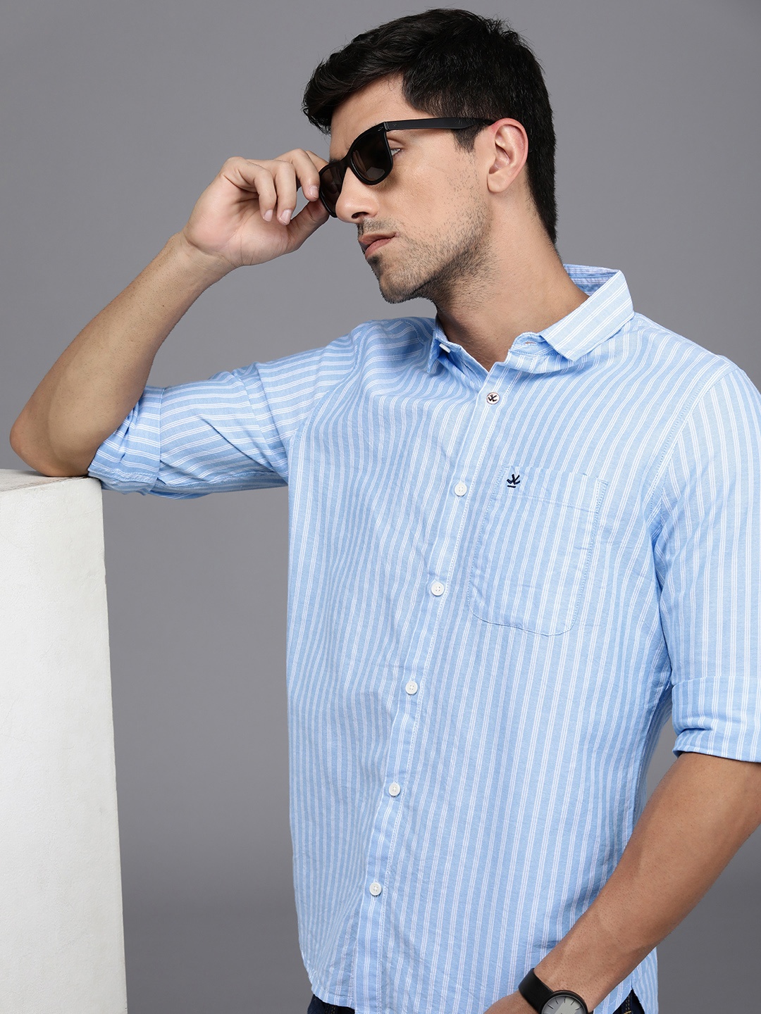 

WROGN Men Pure Cotton Slim Fit Striped Casual Shirt, Blue