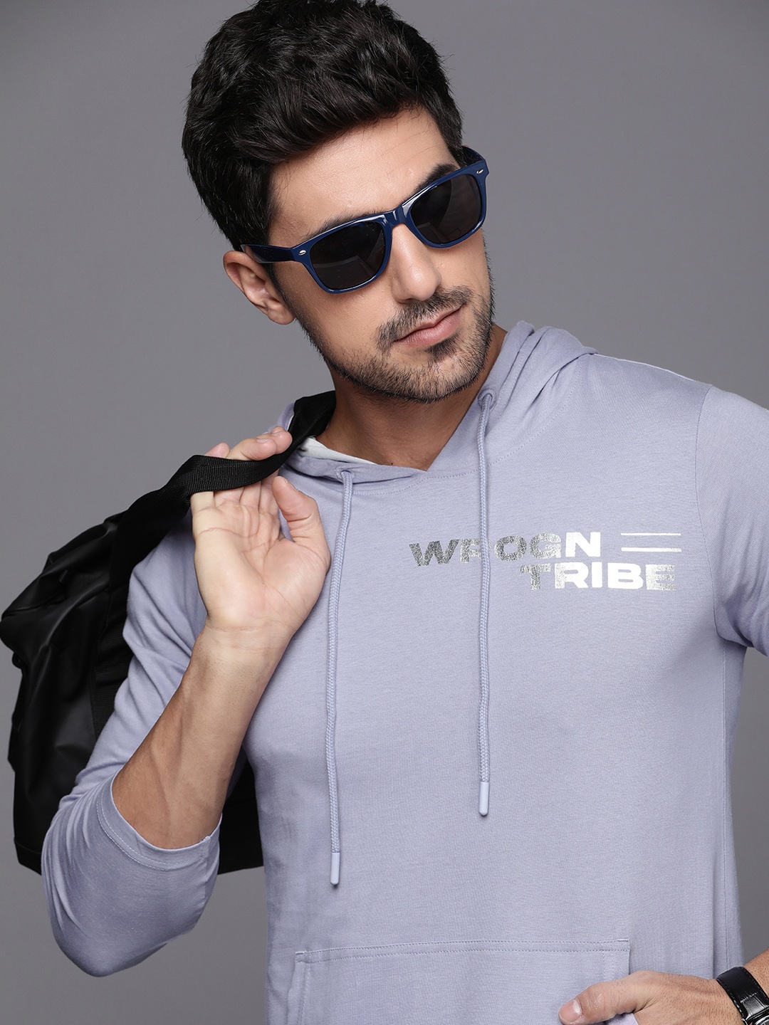 

WROGN Men Pure Cotton Brand Logo Printed Hooded Slim Fit T-shirt, Lavender