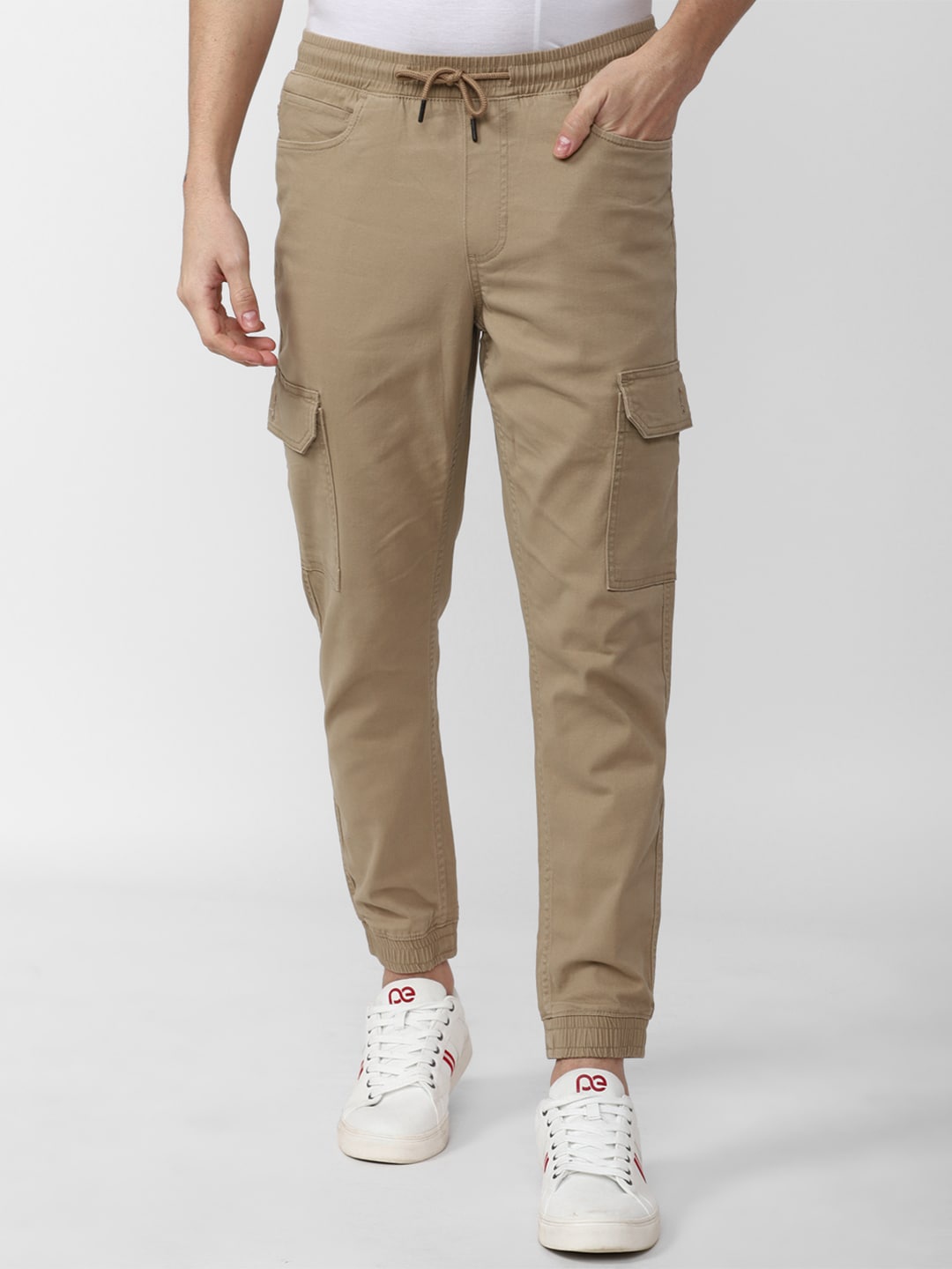 

Peter England Casuals Men Slim Fit Mid-Rise Cargos Trouser, Khaki
