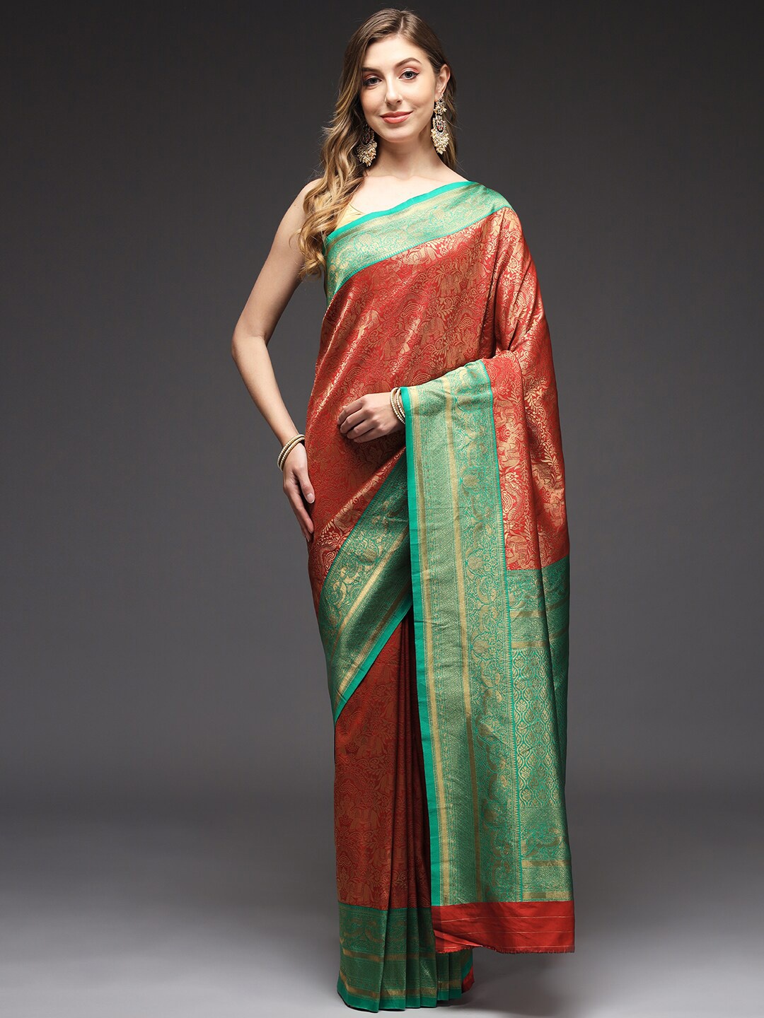 

Sitaram Designer Woven Design Zari Art Silk Banarasi Saree With blouse, Green