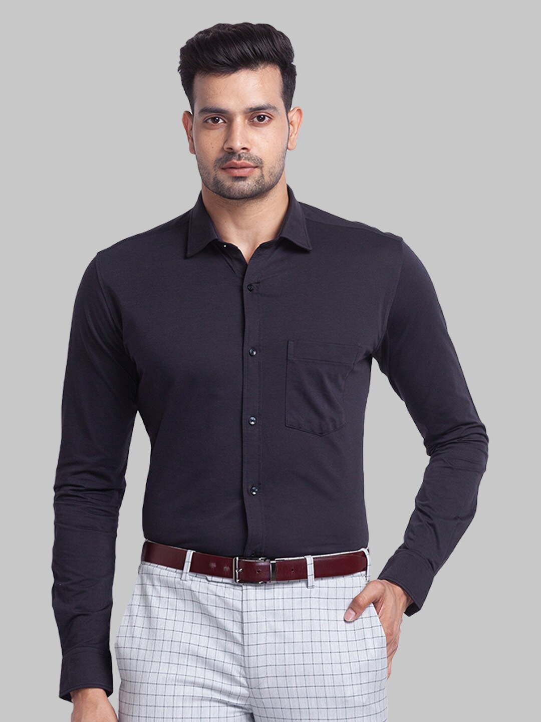 

Park Avenue Men Slim Fit Checked Formal Shirt, Black