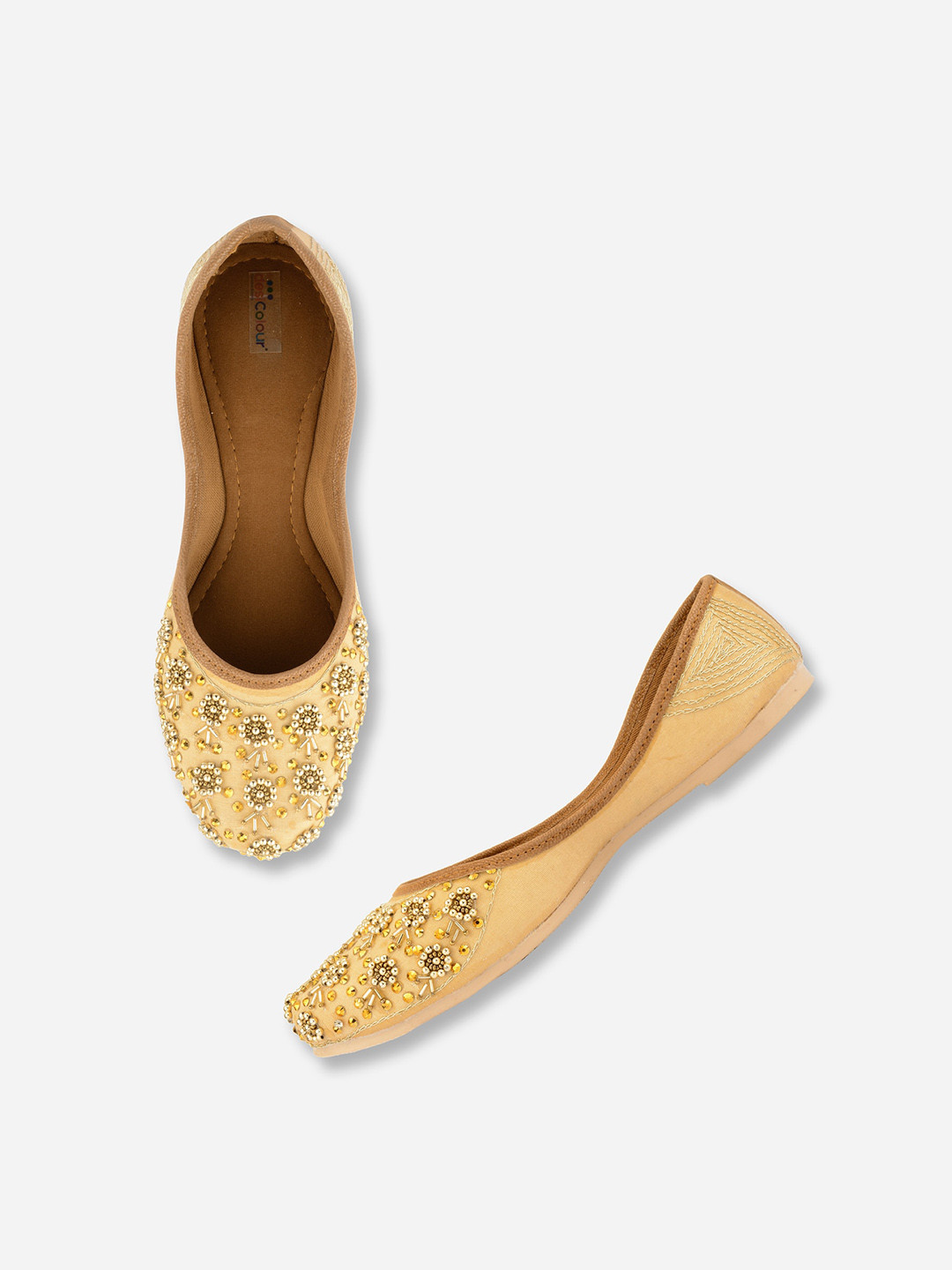 

DESI COLOUR Women Embellished Ethnic Mojaris, Gold