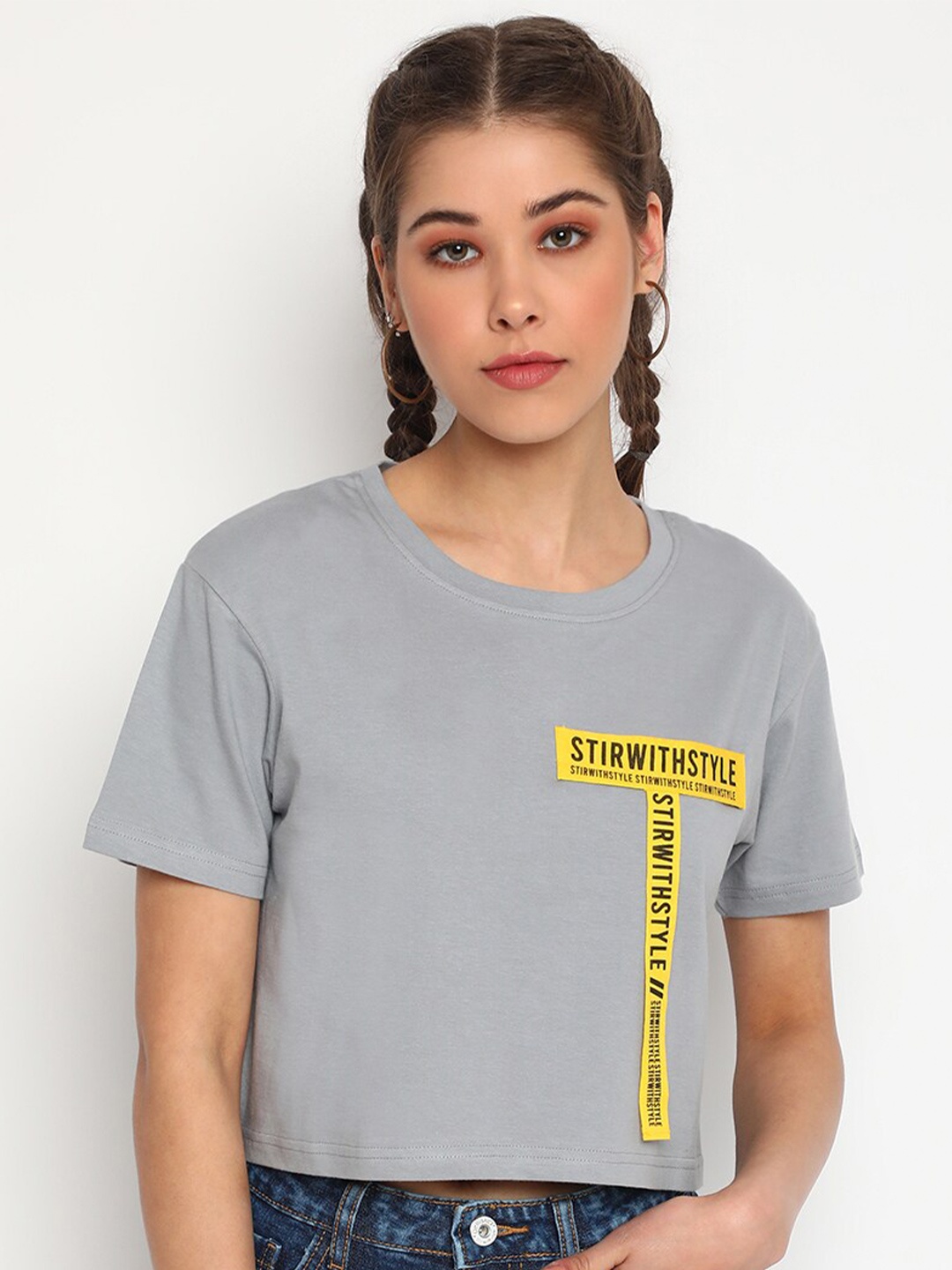 

Belliskey Women Applique Boxy Cotton T-shirt, Grey
