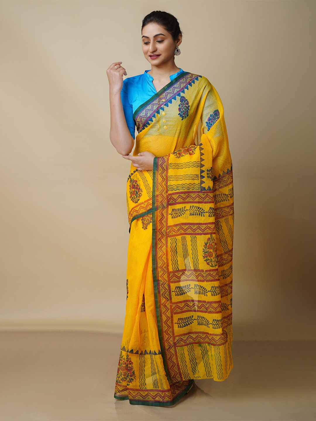 

Unnati Silks Floral Print Silk Blend Banarasi Saree, Yellow