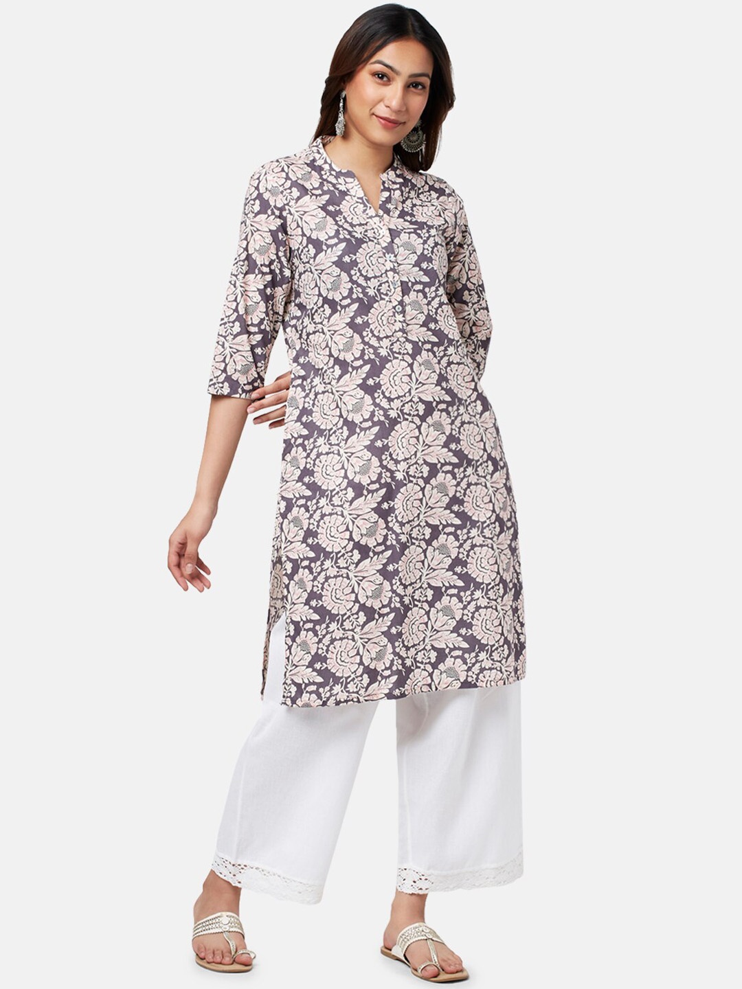 

RANGMANCH BY PANTALOONS Women Floral Printed Cotton Kurta, Grey