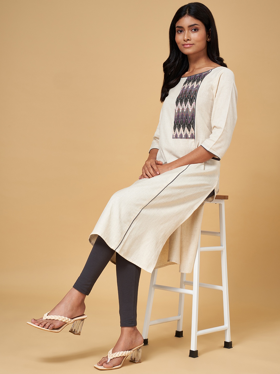 

YU by Pantaloons Women Chevron Round Neck Straight Kurta, Off white