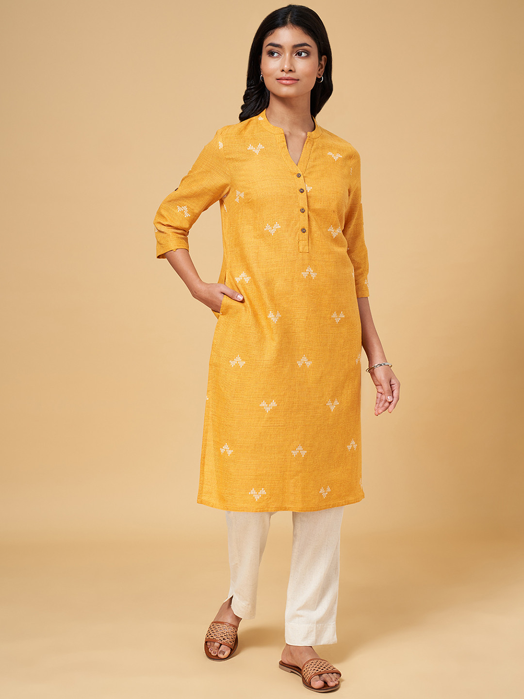

YU by Pantaloons Women Geometric Woven Design Kurta, Mustard