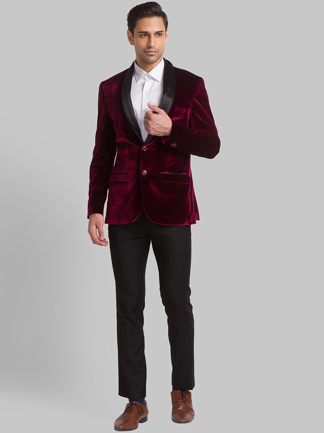 

Park Avenue Men Velvet Single Breasted Two-Piece Suit, Maroon