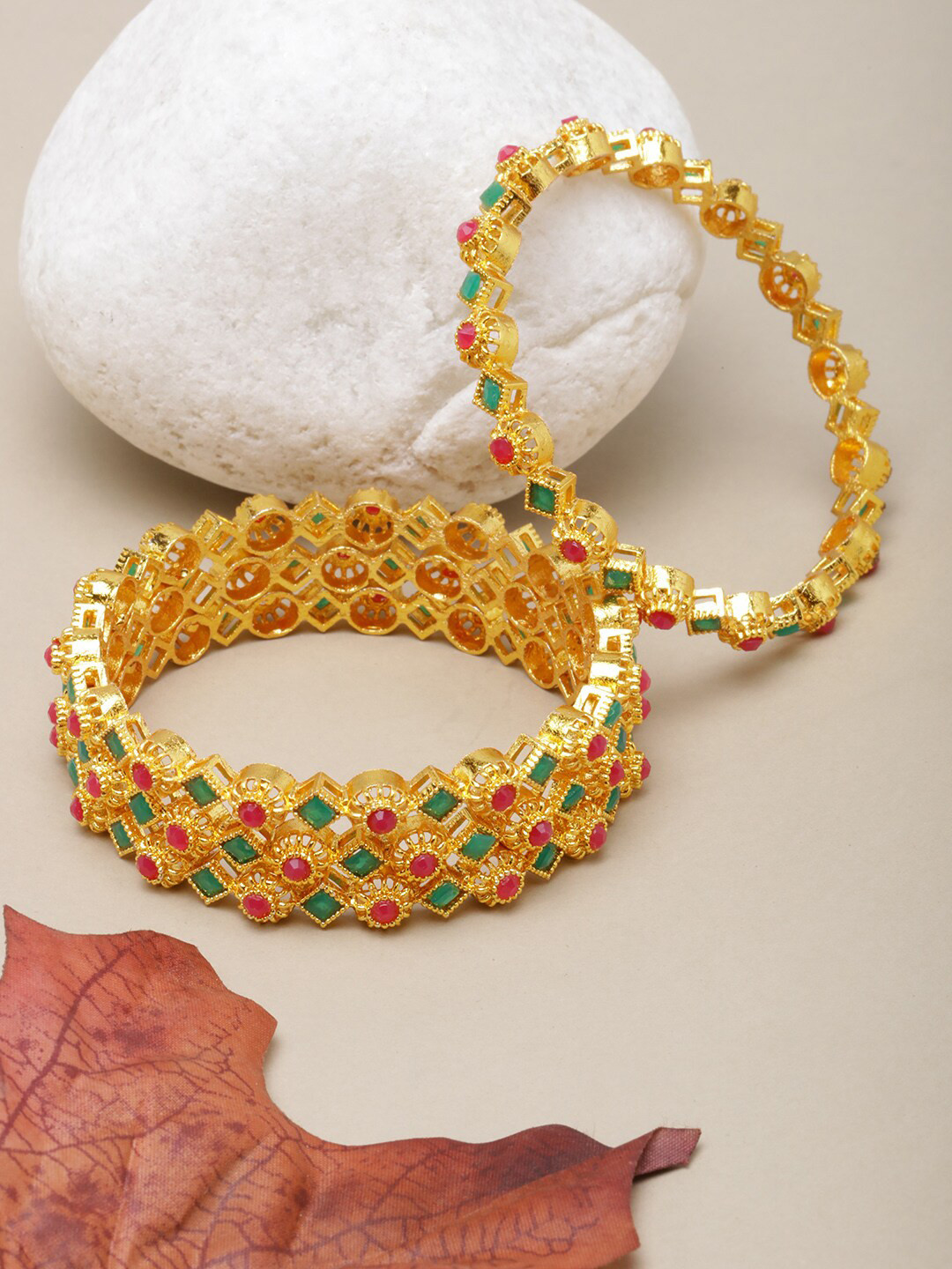 

Anouk Women Set Of 4 Brass Stone Studded Gold-Plated Bangles