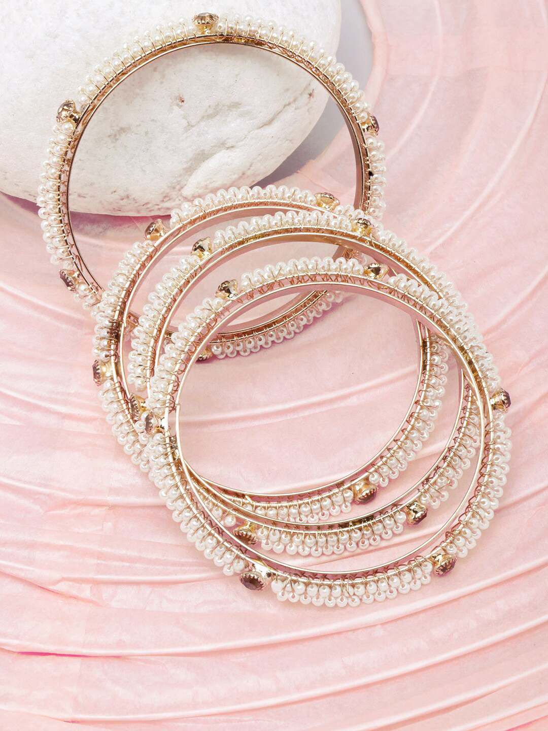 

Anouk Women Set Of 4 Brass Gold-Plated Bangles, White
