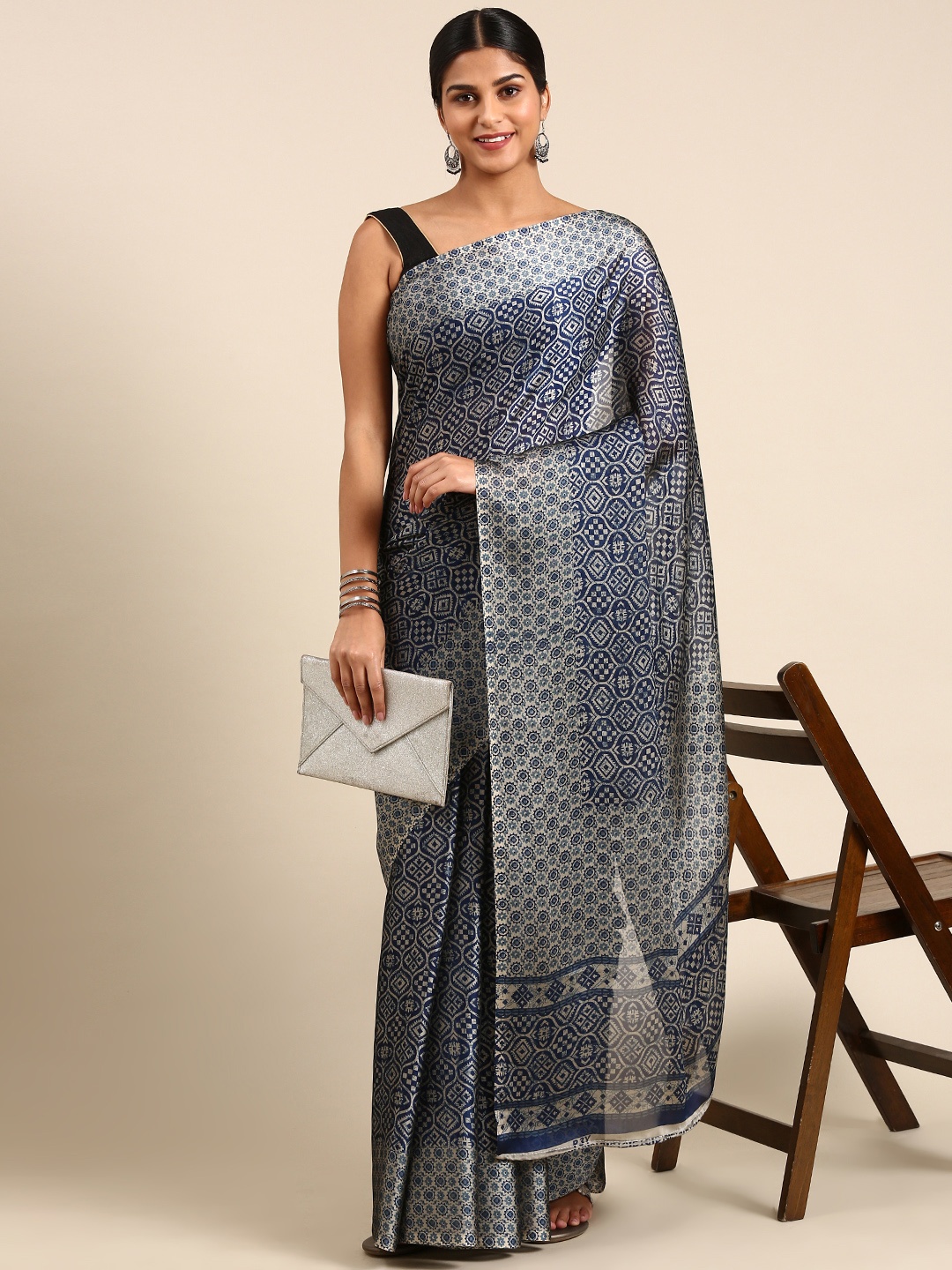 

KALINI Batik Printed Poly Georgette Mysore Silk Saree, Navy blue
