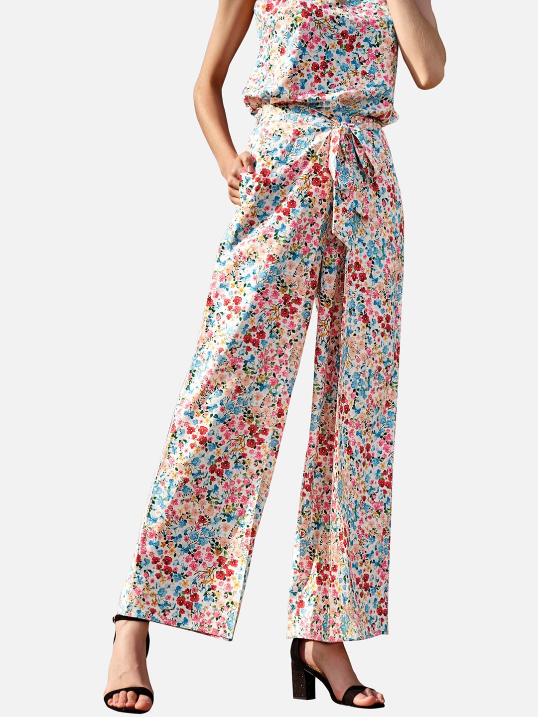 

NEOFAA Women Floral Printed Flared Trousers, Blue