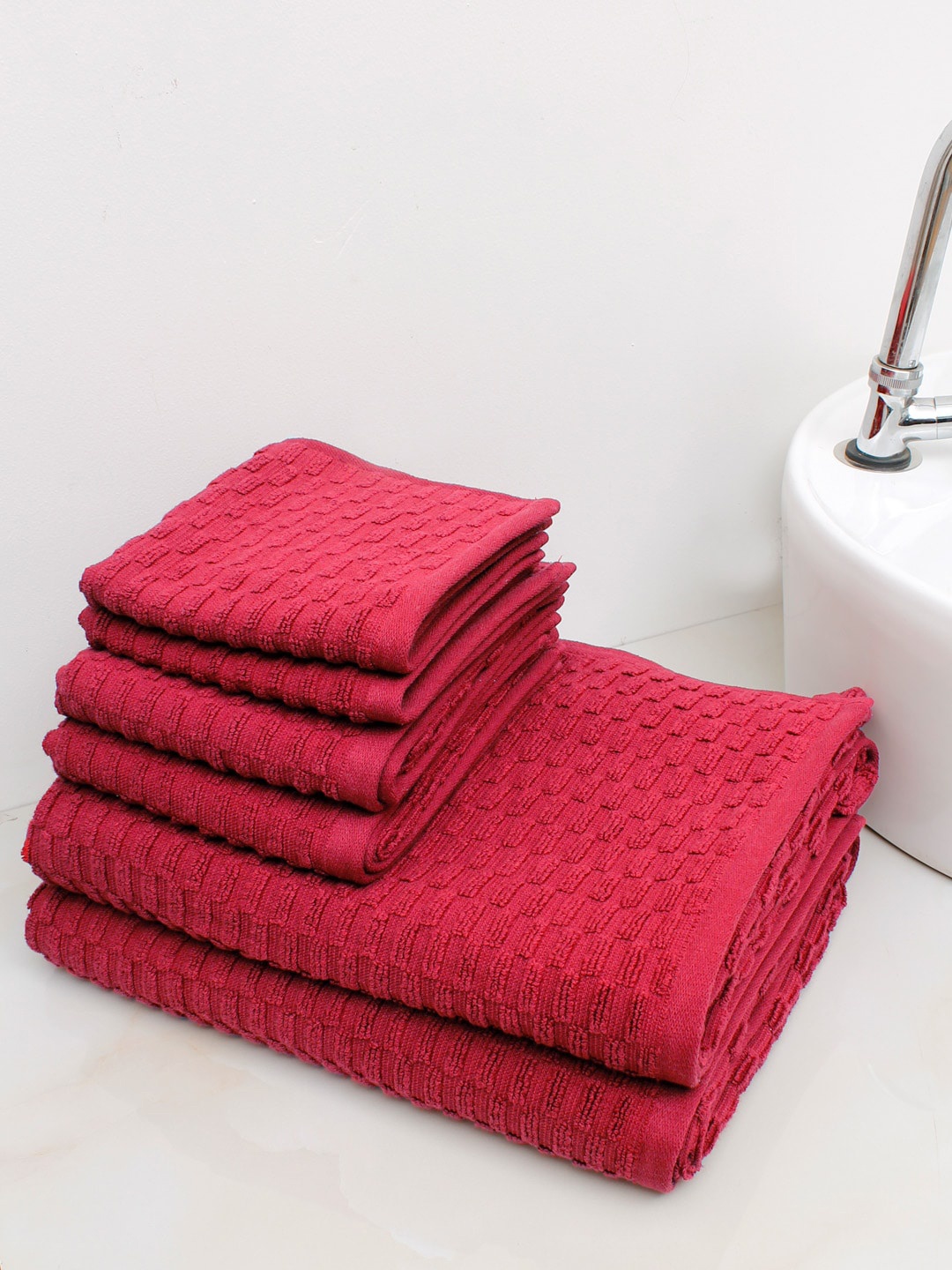

AVI Living 6-Pcs Red Textured 500 GSM Pure Cotton Quick Dry Towel Set