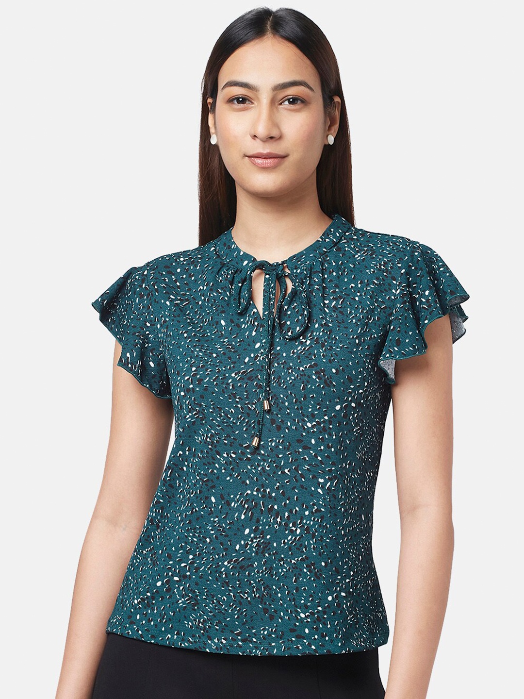 

Annabelle by Pantaloons Abstract Print Tie-Up Neck Top, Green