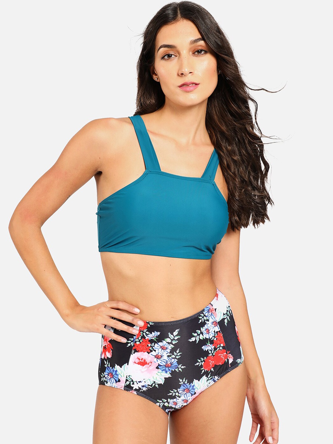 

HAUTE SAUCE by Campus Sutra Women Floral printed Two-Piece Swim Set, Teal