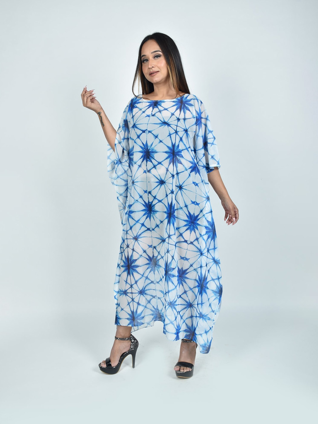 

Rajoria Instyle Tie And Dye Georgette Kaftan Dress, White
