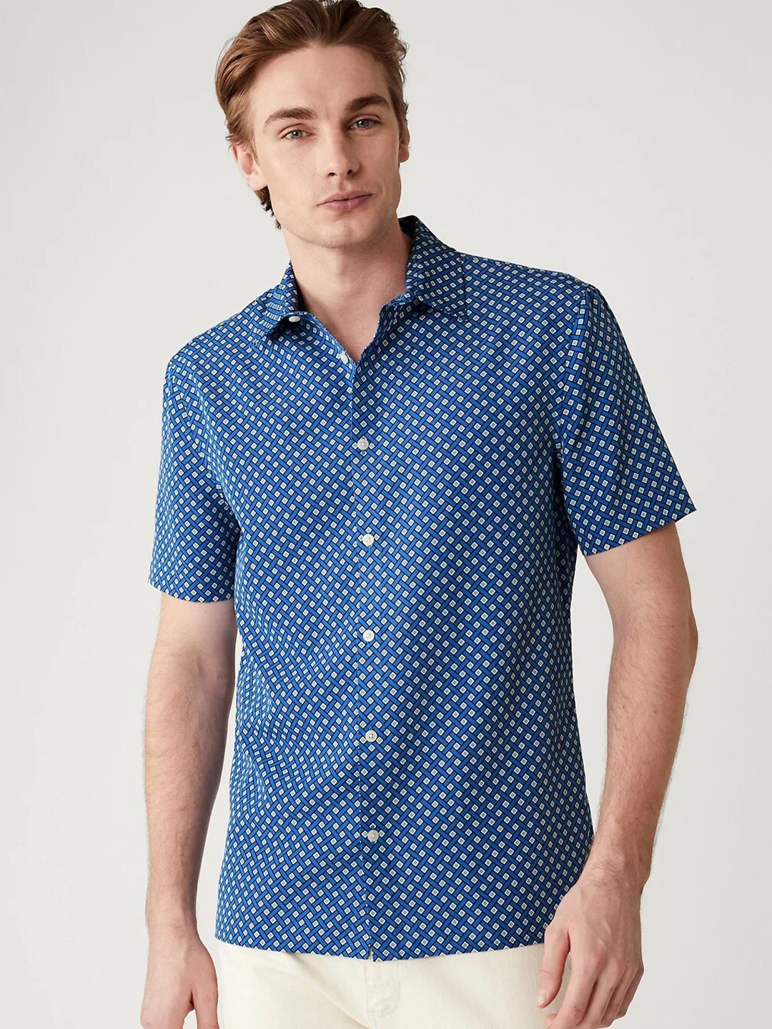 

Marks & Spencer Men Geometric Printed Casual Shirt, Blue