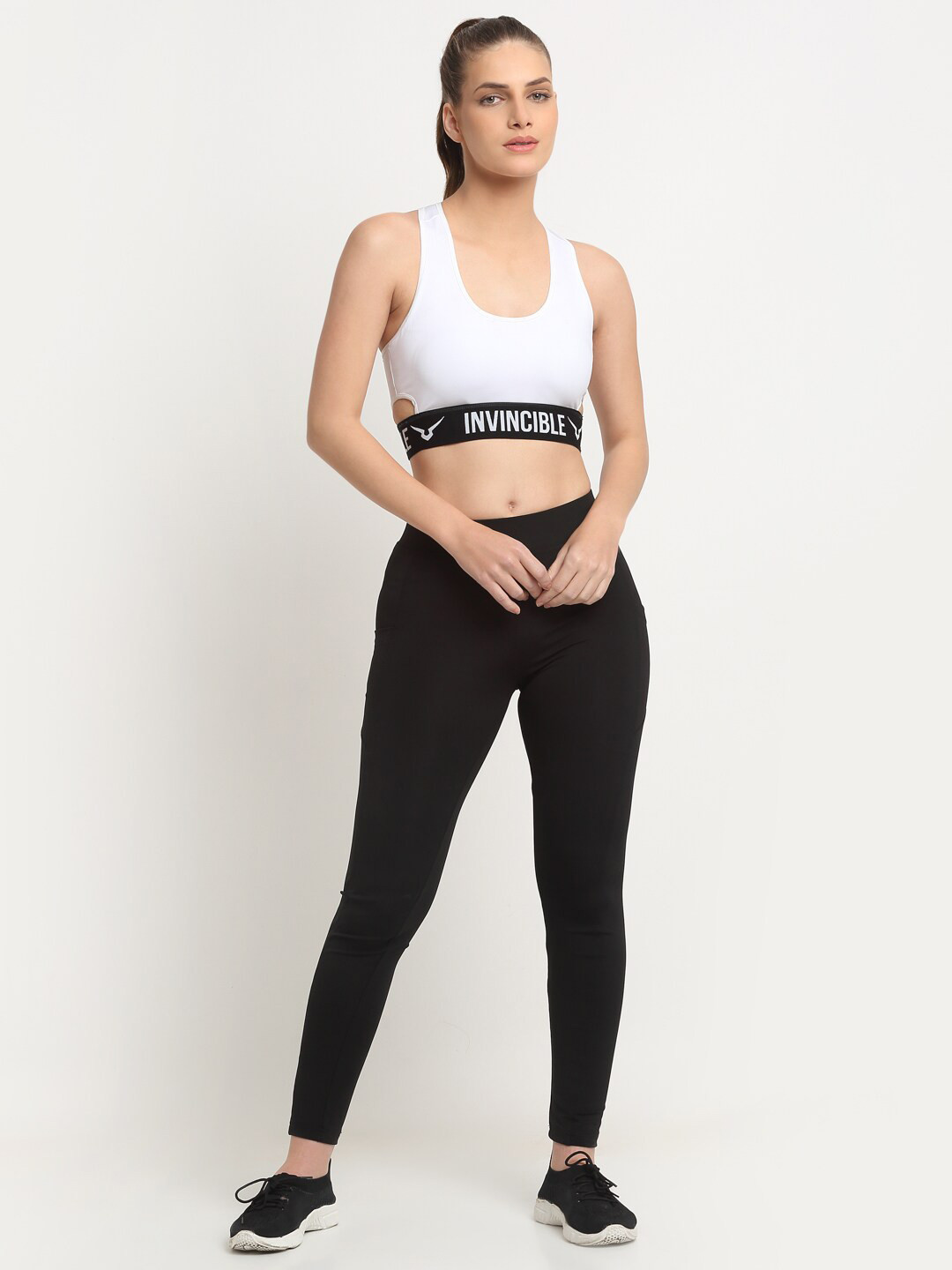 

Invincible Functional Pocket Sports Bra, White