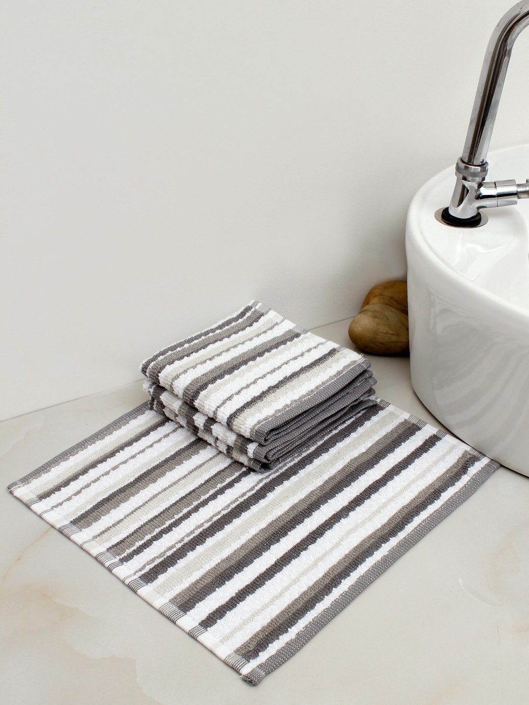 

AVI Living 4 Pieces Grey & White Striped 450 GSM Pure Cotton Face Towels