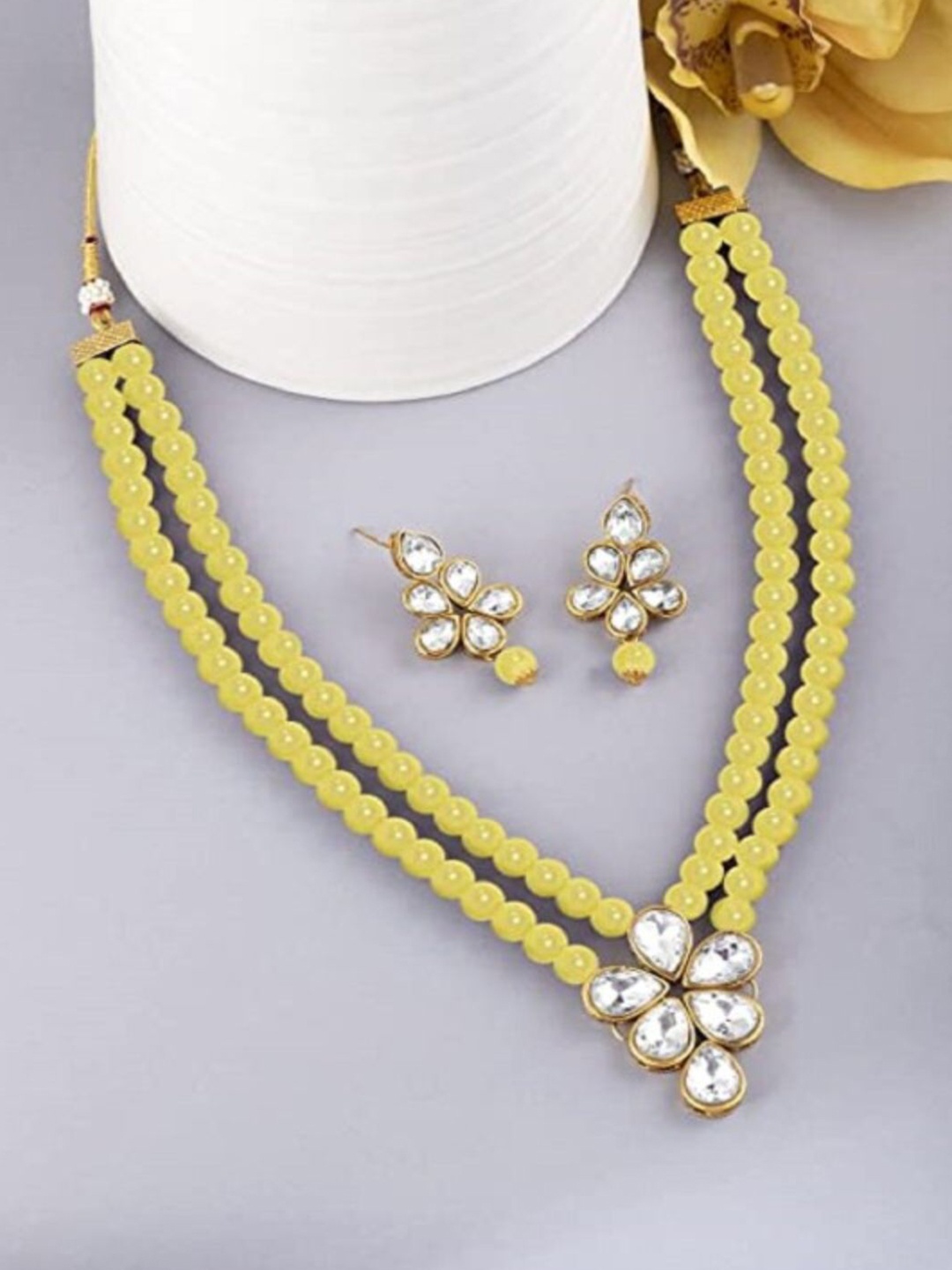 

I Jewels Women Gold-Plated Kundan-Studded & Beaded Necklace and Earrings, Yellow