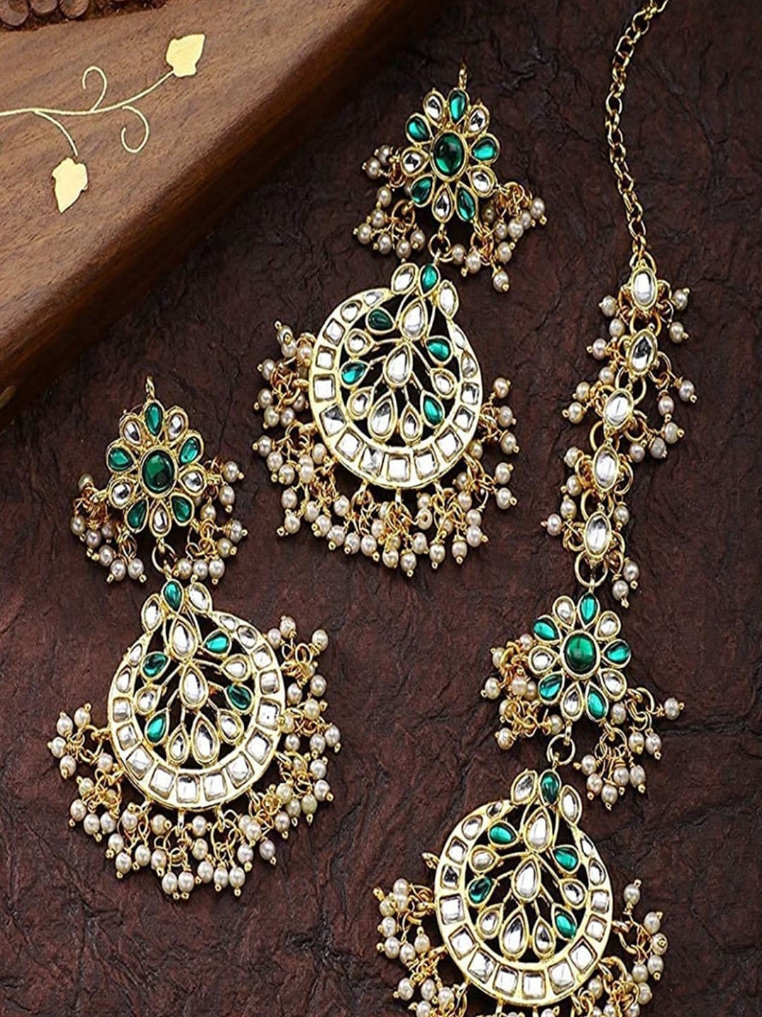 

I Jewels Women Gold-Plated Kundan-Studded & Pearl Beaded Maang Tika and Earrings, Green