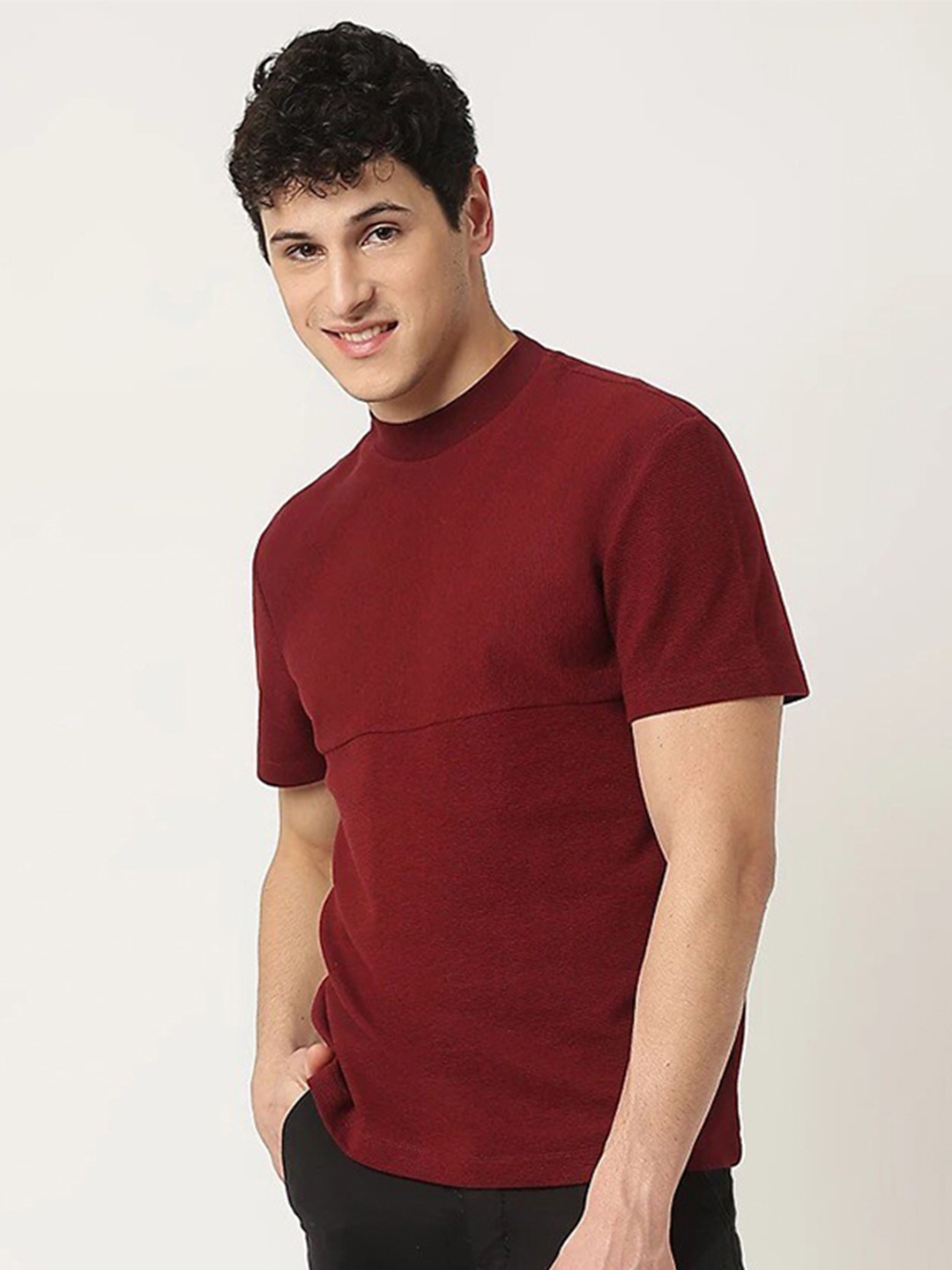 

Marks & Spencer Men Round Neck Short Sleeves T-shirt, Maroon
