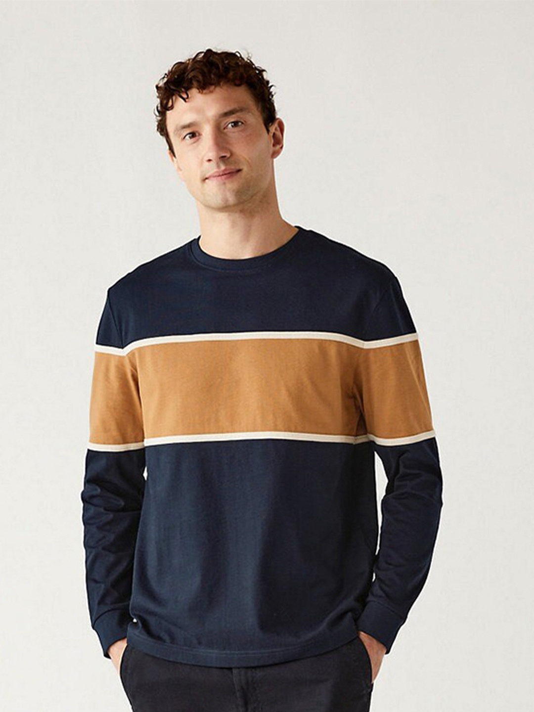 

Marks & Spencer Men Colourblocked Round Neck Pure Cotton T-shirt, Navy blue