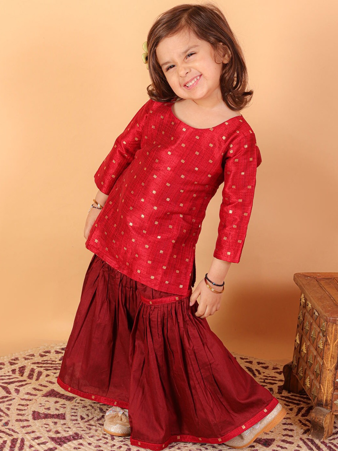 

VASTRAMAY Girls Woven Design Kurta with Sharara, Maroon