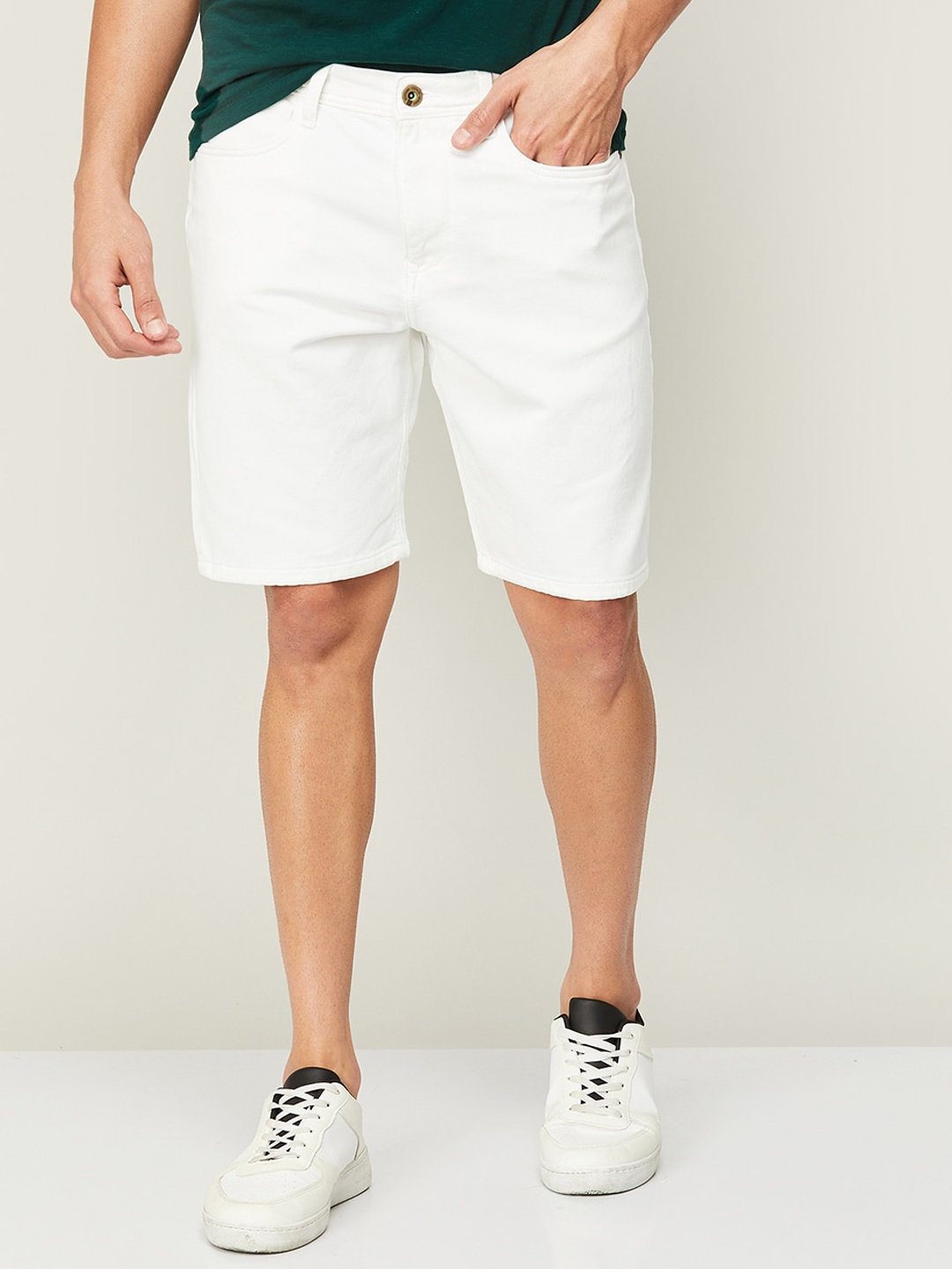 

Bossini Men Mid-Rise Cotton Denim Shorts, White