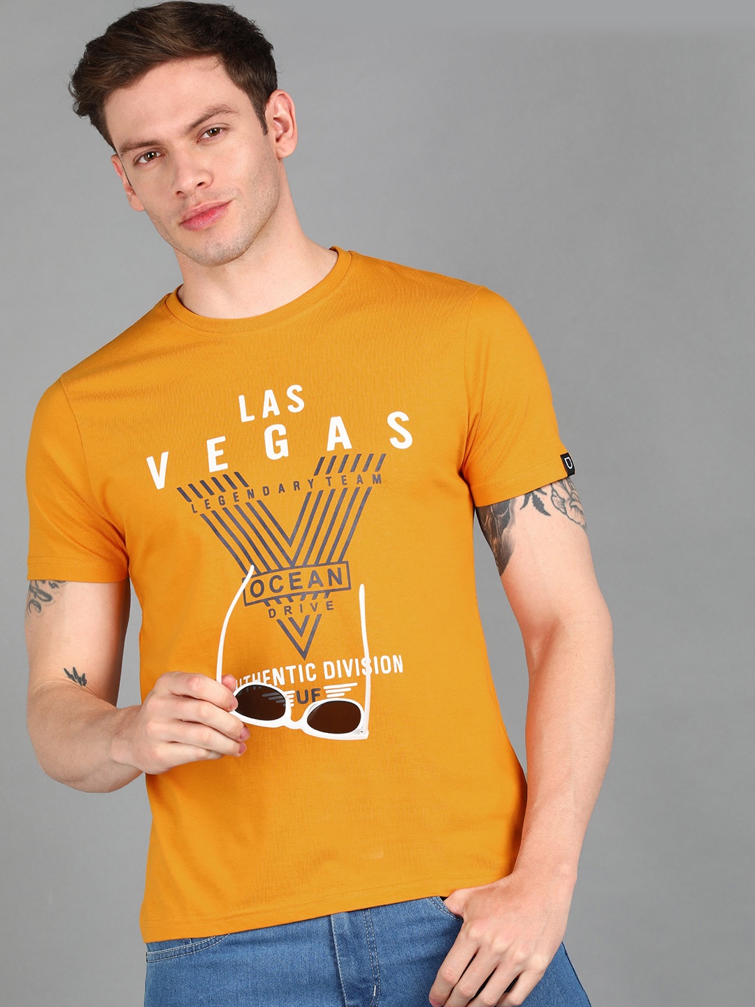 

Urbano Fashion Men Typography Printed Slim Fit T-shirt, Mustard