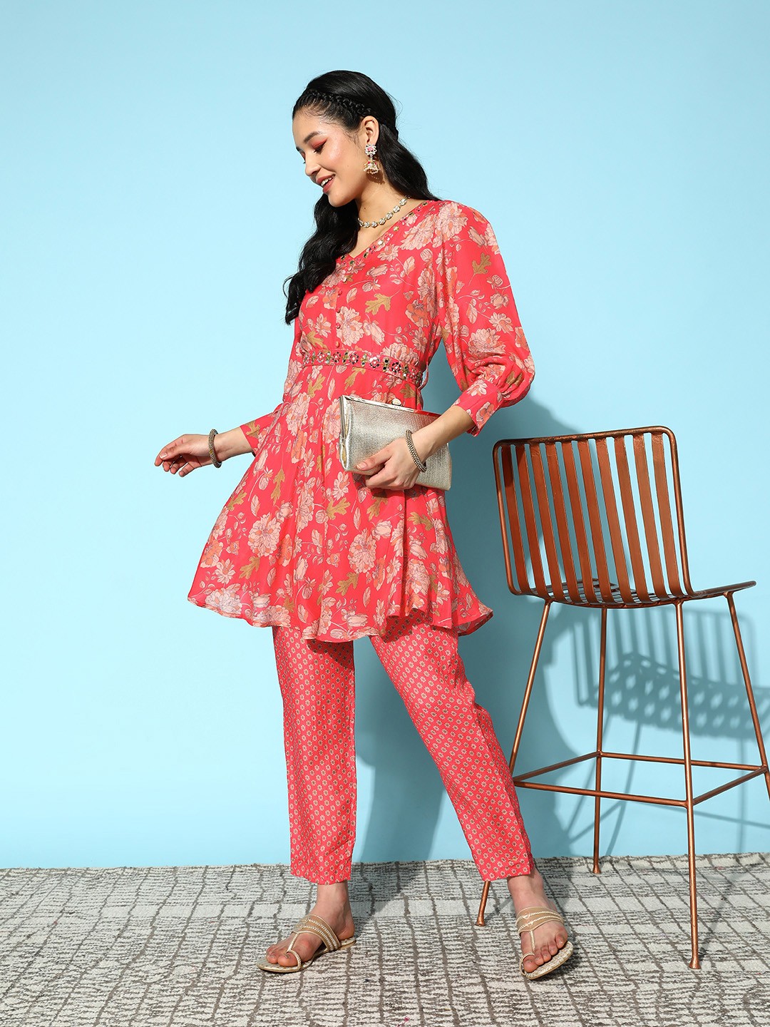 

ZOLA Floral Printed Pleated Beads and Stones Kurta with Trousers, Red