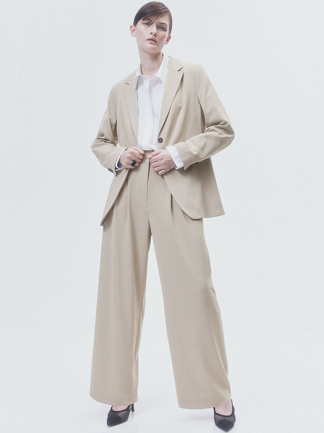 

H&M Women Fitted Jacket, Beige
