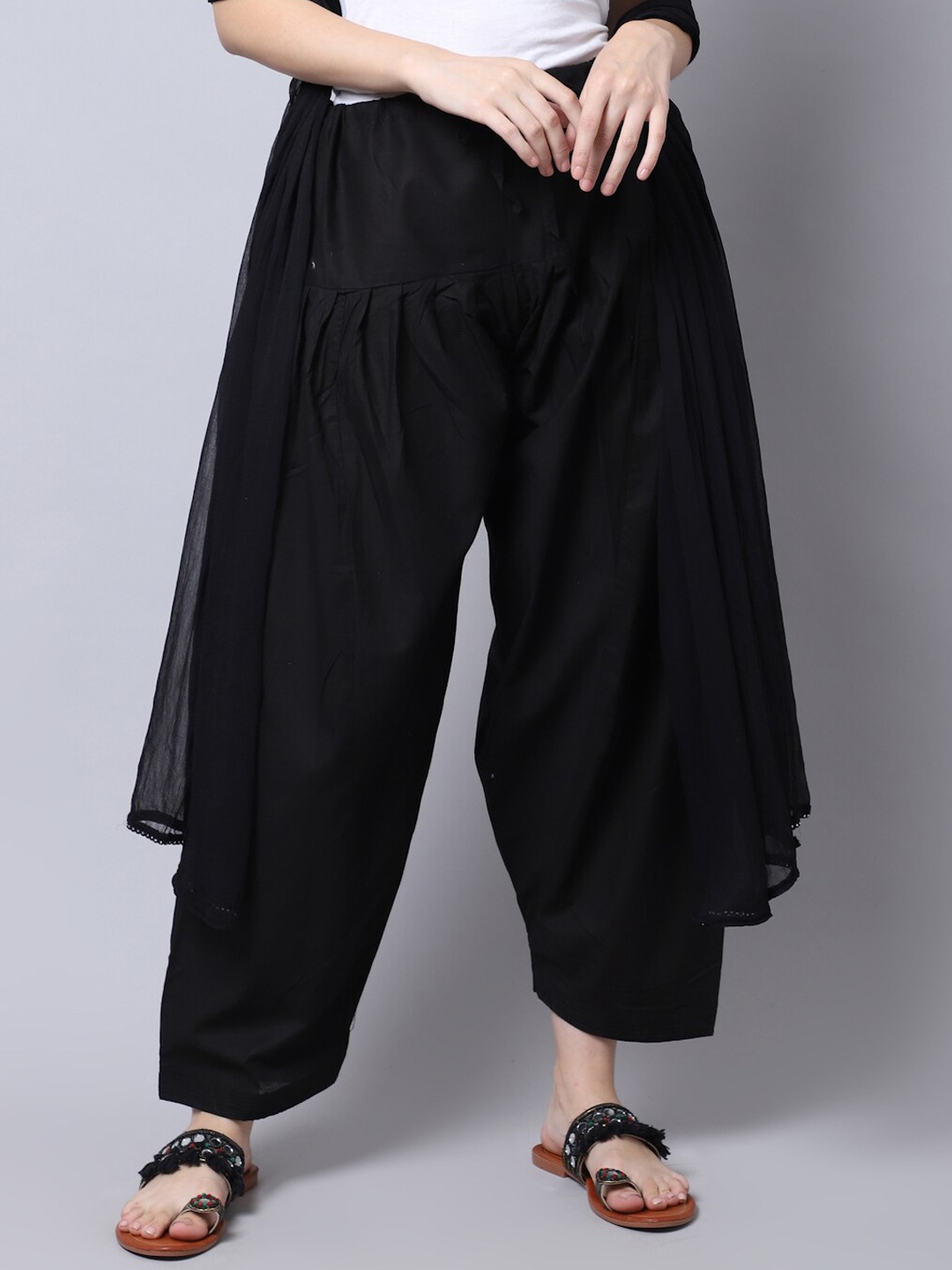

Miaz Lifestyle Women Pure Cotton Loose-Fit Salwar & Dupatta, Black