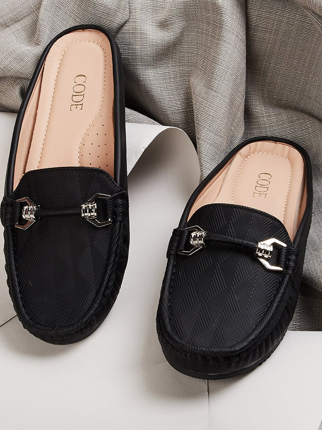 

CODE by Lifestyle Women Textured Mules, Black