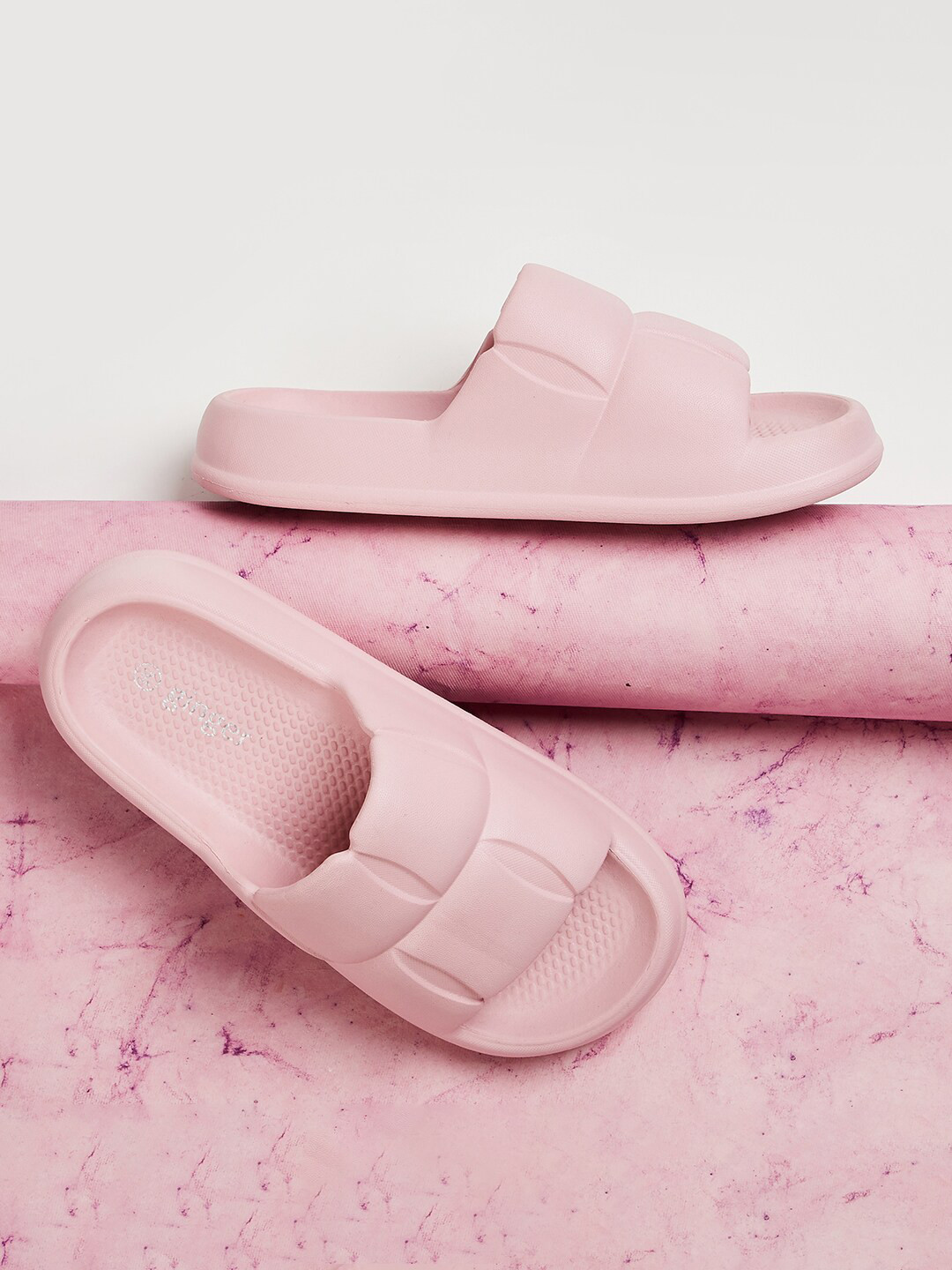 

Ginger by Lifestyle Women Open Toe Sliders, Pink