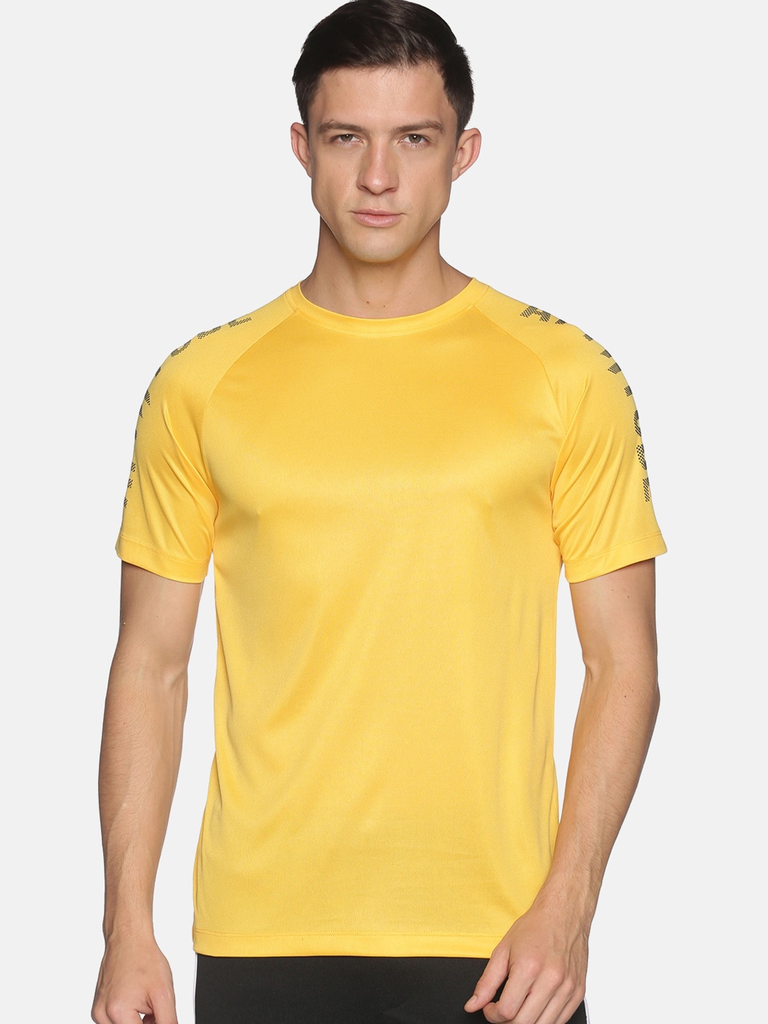 

ATTIITUDE Typography Printed Raglan Sleeves Regular T-shirt, Yellow