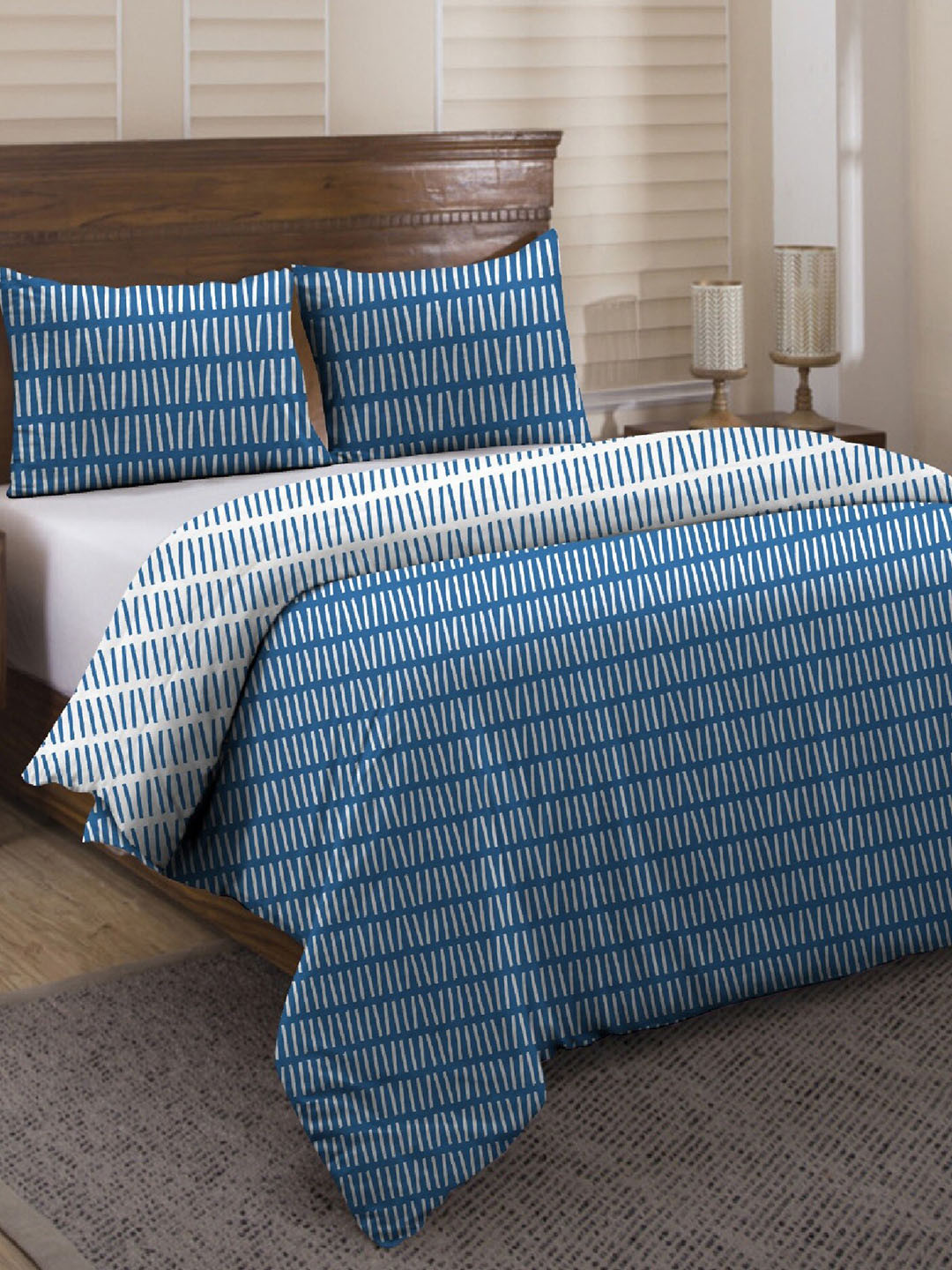 

Divine Casa Blue & White Printed 150 GSM Double Bed Duvet Cover With 2 Pillow Covers