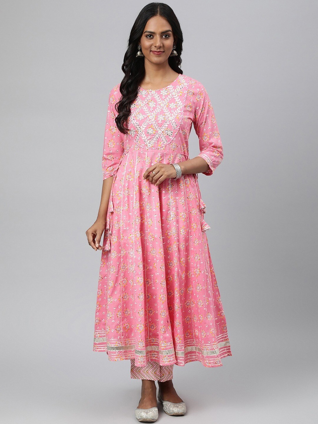 

Readiprint Fashions Women Floral Embroidered Pure Cotton Kurta with Trousers, Pink