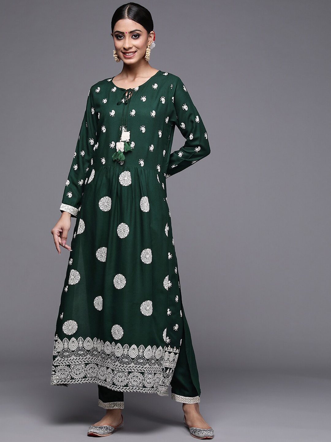 

Indo Era Women Green Ethnic Motifs Embroidered Kurta with Trousers