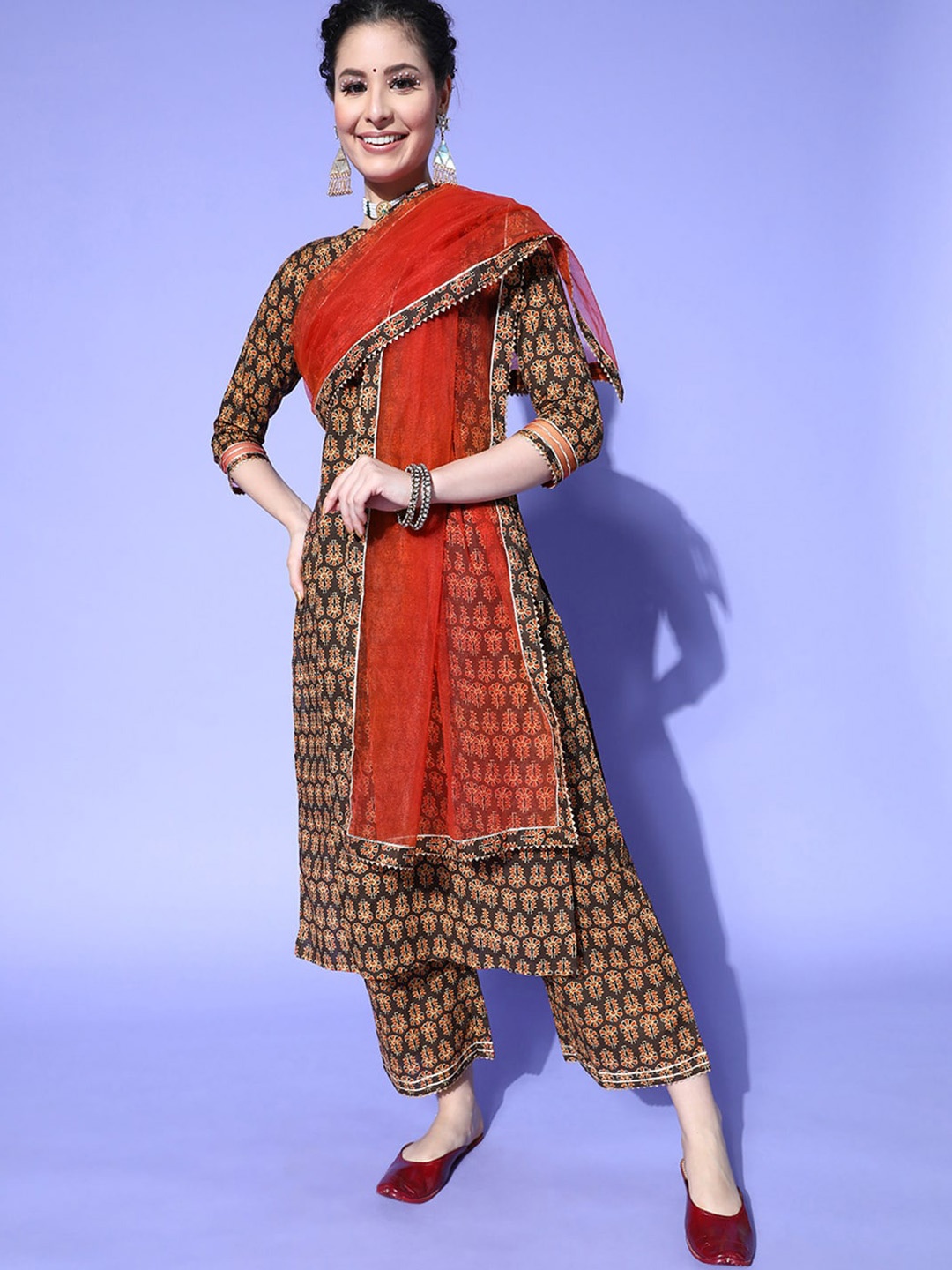 

Indo Era Women Brown Ethnic Motifs Printed Kurta & Palazzos With Dupatta