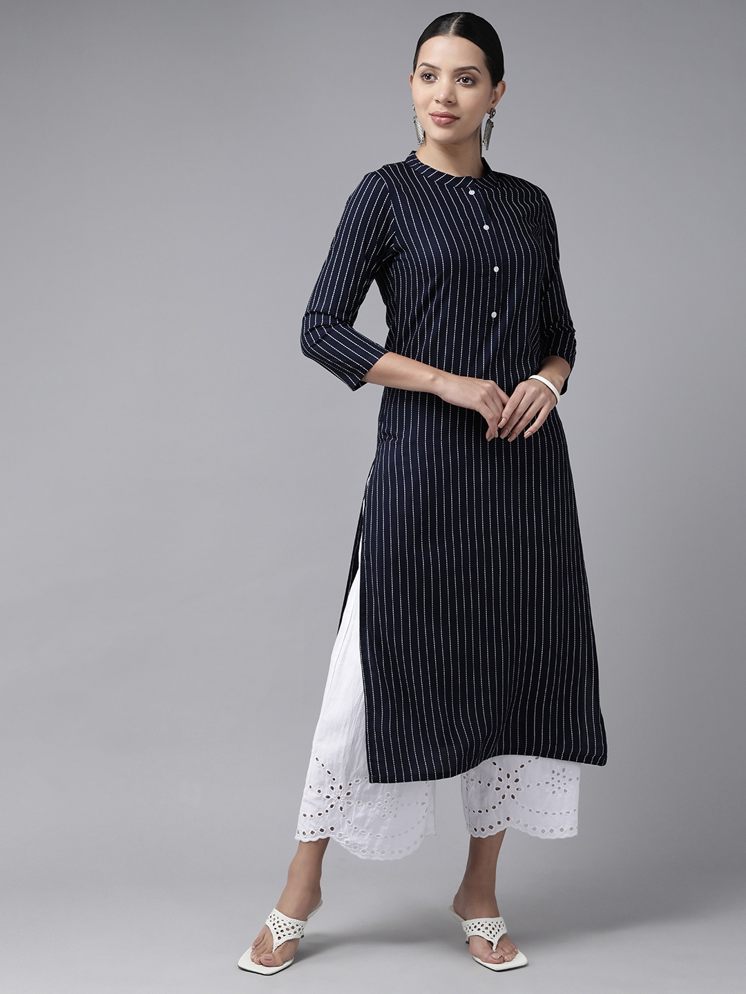 

Prakrti Striped Kurta, Navy blue