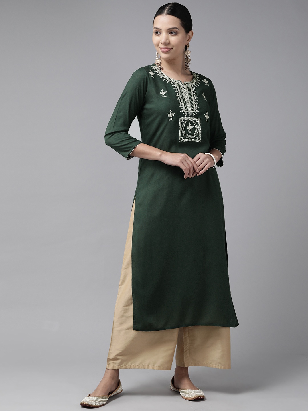 

Prakrti Floral Embroidered Kurta, Green