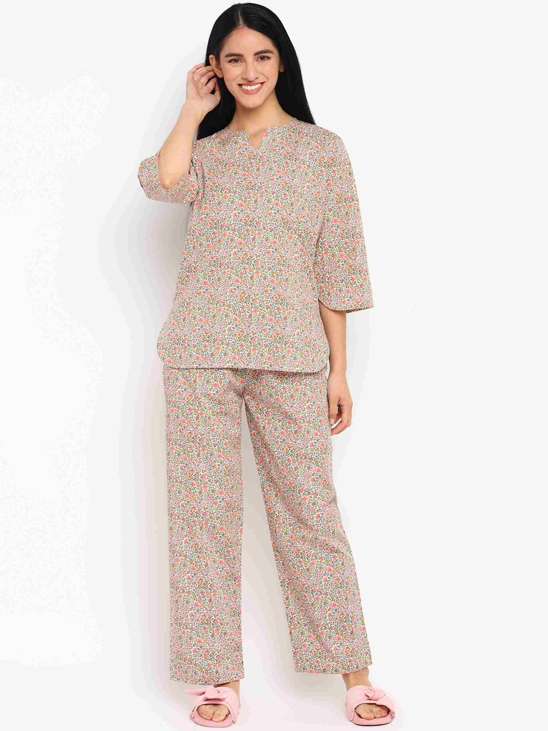 

shopbloom Women Round Neck Floral Printed Pure Cotton Night Suit, White